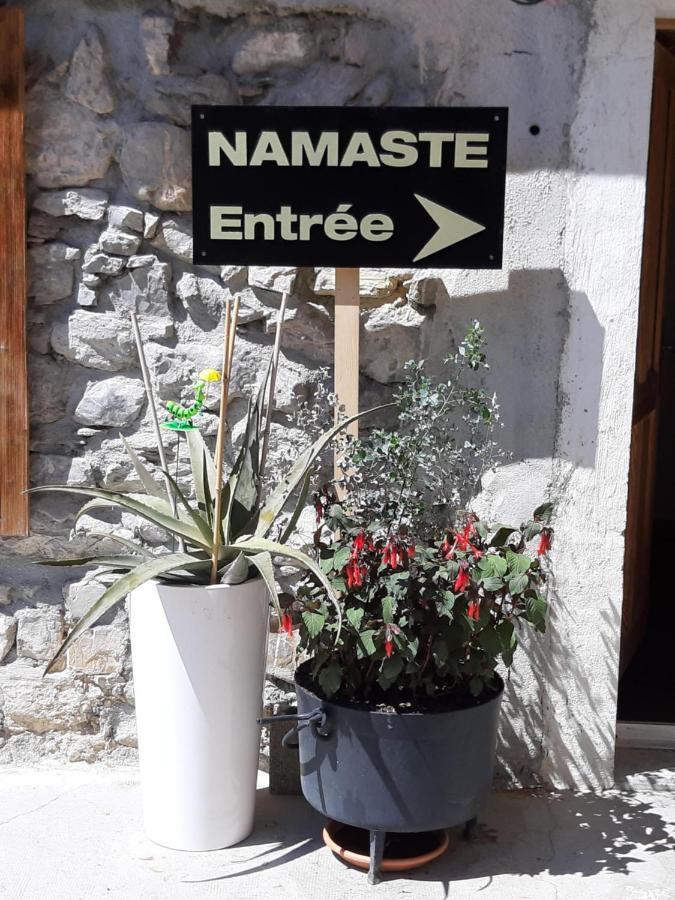 "Namaste" Chambre Zen Au Calme Saint-Jean-dʼAulps Εξωτερικό φωτογραφία